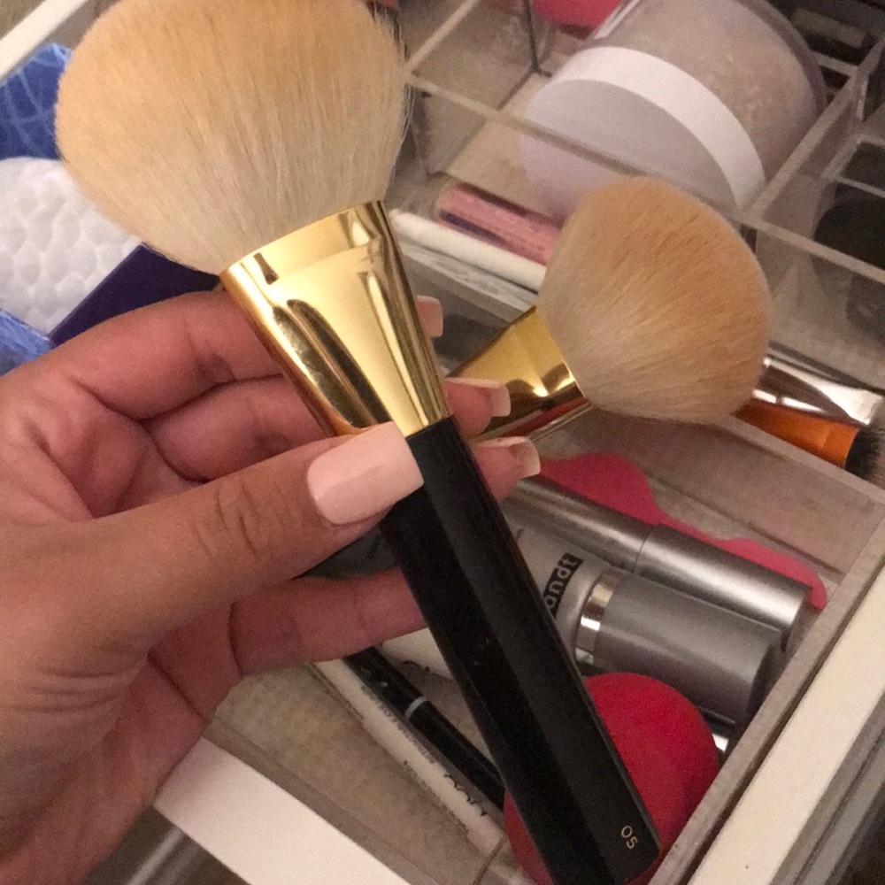 Tom Ford bronzer brush